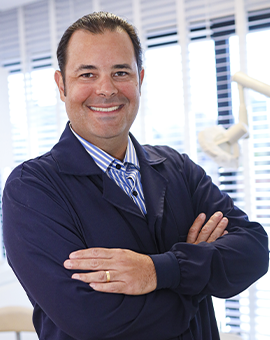 Dr. Thiago Batista Degli Esposti